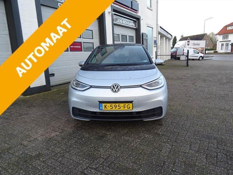 Grijs Gebruikt 2020 VW ID.3 Business Hatchback | € 17.950 - Afbeelding 1/4