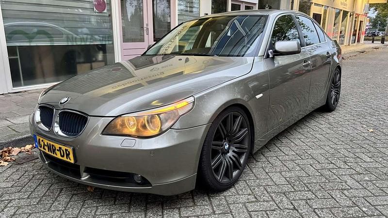 Gebruikt 2004 BMW 530 Exclusive Sedan | € 5.990 (Duur) - Afbeelding 1/4