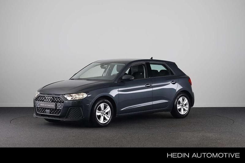 Grijs (metallic) Occasion 2021 Audi A1 Sportback Proline Hatchback | € 17.445 (Eerlijke prijs) - Afbeelding 1/3