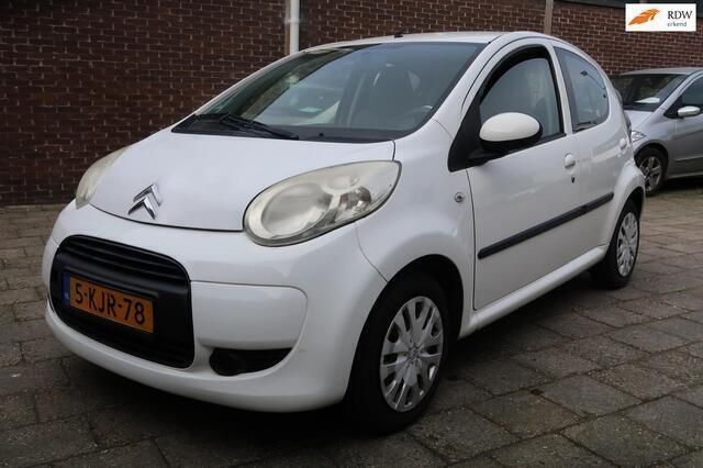 Wit Gebruikt 2011 Citroën C1 Hatchback | € 1.950 (Goede deal) - Afbeelding 1/4