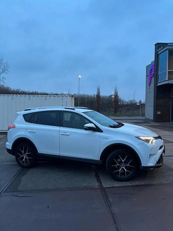 Occasion 2016 Toyota RAV4 | € 19.500 (Iets duurder) - Afbeelding 1/4