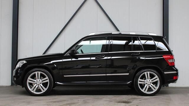 Zwart Gebruikt 2008 Mercedes GLK350 SUV | € 19.999 (Iets duurder) - Afbeelding 1/4