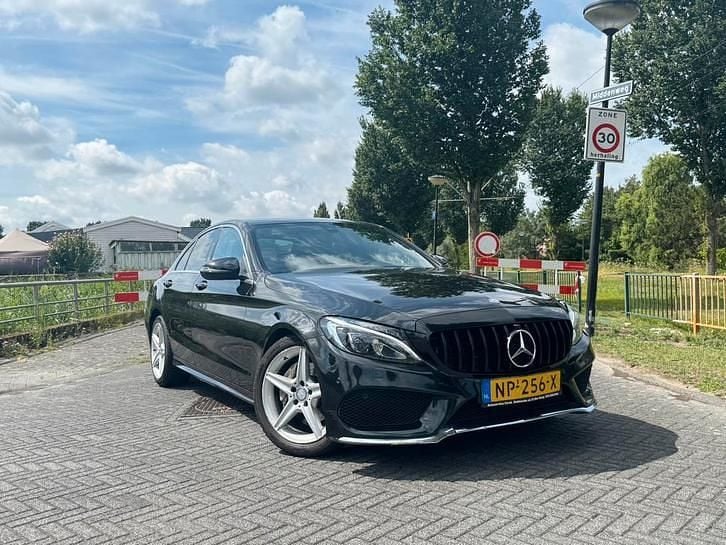 Gebruikt 2017 Mercedes C180 AMG Sedan | € 15.990 (Super prijs) - Afbeelding 1/1