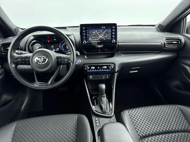Occasion Toyota Yaris Hybrid Executive 116 PK (85 kW) 2021 Wit Hatchback
