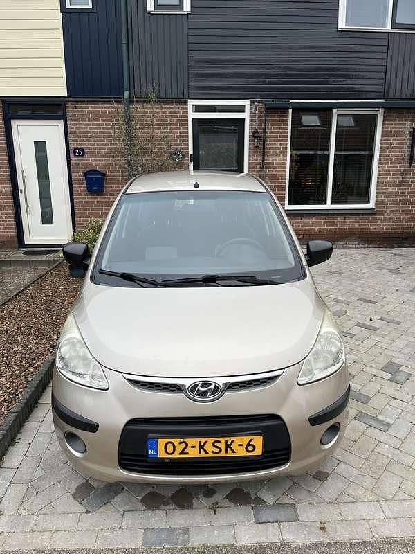 Beige Gebruikt 2010 Hyundai i10 Active Hatchback | € 2.850 (Eerlijke prijs) - Afbeelding 1/4