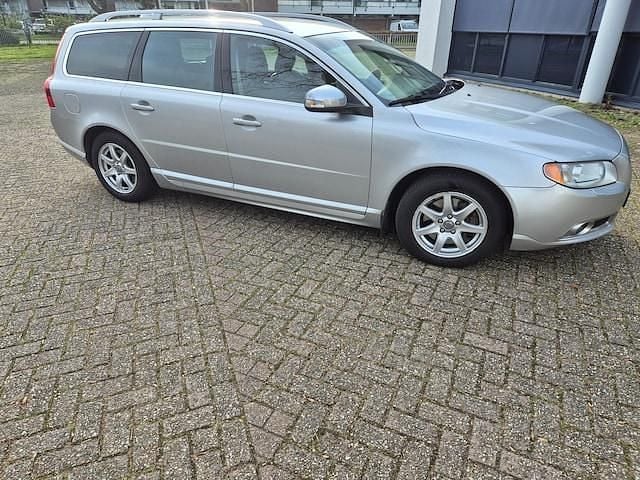 Occasion Volvo V70 R-Design Summum 200 PK (147 kW) 2008 Grijs (metallic) Stationwagen