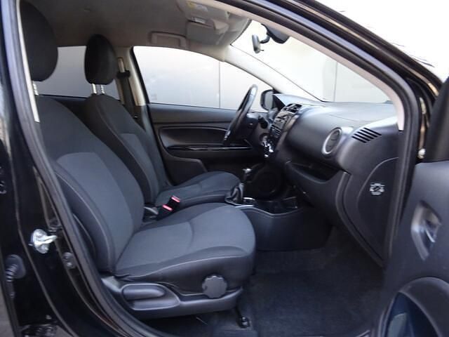 Occasion Mitsubishi Space Star 82 PK (60 kW) 2017 Zwart Hatchback