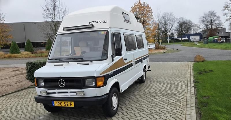Wit Occasion 1980 Mercedes T1 Van | € 13.650 - Afbeelding 1/4