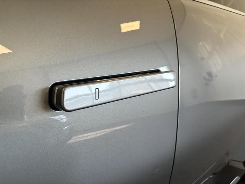 Occasion Kia EV9 Plus 283 kW (385 PK) 2024 Pebble gray m SUV