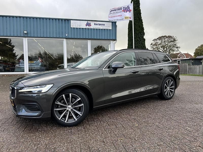 Grijs Gebruikt 2021 Volvo V60 Business Edition Stationwagen | € 24.995 (Goede deal) - Afbeelding 1/4