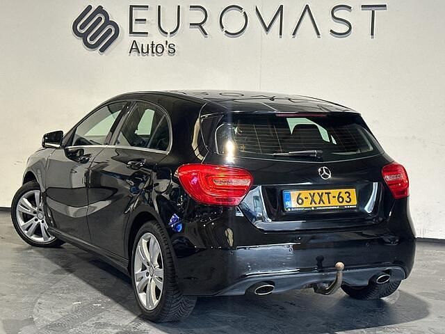 Occasion Mercedes A180 Ambition 122 PK (89 kW) 2012 Zwart Hatchback