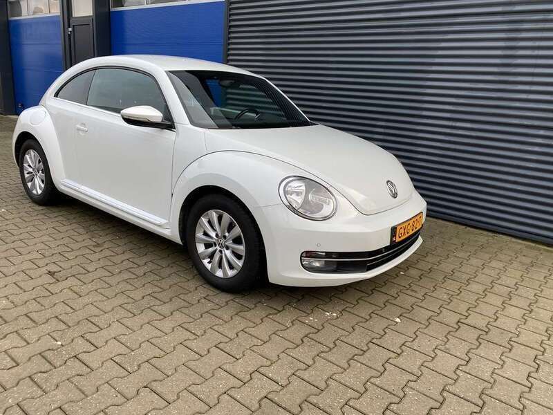 Wit Gebruikt 2014 VW Beetle Design Hatchback | € 7.900 (Goede deal) - Afbeelding 1/4