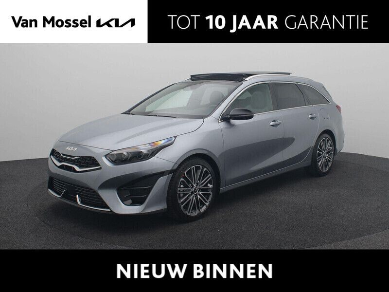 Zilver, metallic lak Nieuw 2025 Kia Ceed Sportswagon Stationwagen | € 40.240 (Iets duurder) - Afbeelding 1/4