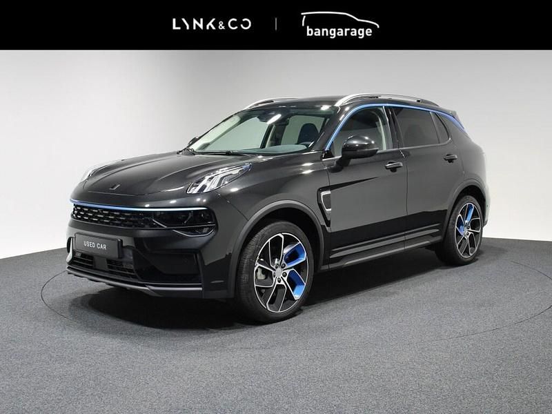 Zwart Gebruikt 2024 Lynk & Co 01 SUV | € 30.995 (Eerlijke prijs) - Afbeelding 1/4