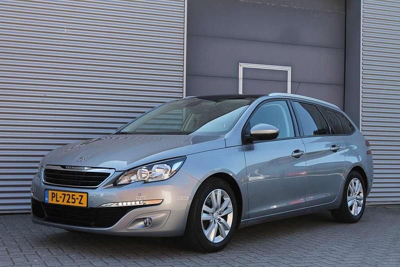 Grijs Gebruikt 2017 Peugeot 308 Stationwagen | € 9.999 (Eerlijke prijs) - Afbeelding 1/4
