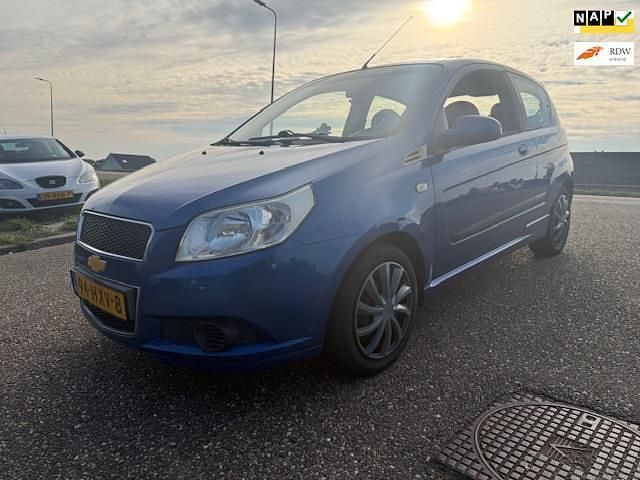 Blauw Occasion 2009 Chevrolet Aveo LS Hatchback | € 1.299 (Eerlijke prijs) - Afbeelding 1/4
