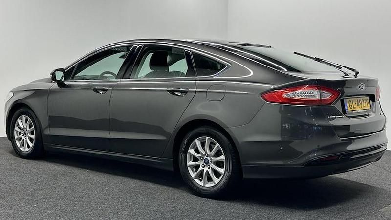 Occasion Ford Mondeo Titanium 2015 Grijs Hatchback