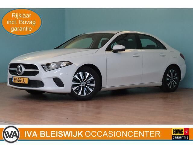 Wit Gebruikt 2020 Mercedes A180 Business Sedan | € 20.888 (Super prijs) - Afbeelding 1/3