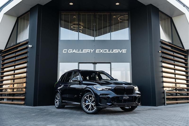 Zwart Gebruikt 2023 BMW X5 Executive SUV | € 73.495 (Super prijs) - Afbeelding 1/4