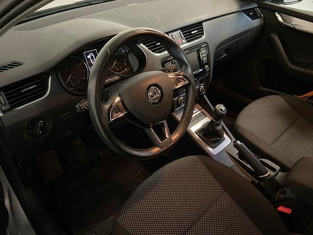 Occasion Skoda Octavia G-TEC Business Line 112 PK (82 kW) 2015 Grijs Stationwagen