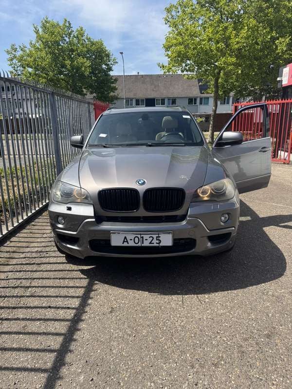 Gebruikt 2008 BMW X5 Exclusive SUV | € 5.000 - Afbeelding 1/4