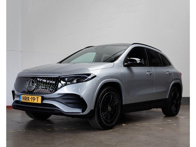 Grijs Gebruikt 2025 Mercedes EQA250+ Business SUV | € 46.950 (Iets duurder) - Afbeelding 1/4