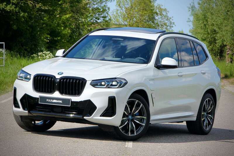 Wit Gebruikt 2024 BMW X3 Executive SUV | € 62.950 (Eerlijke prijs) - Afbeelding 1/4