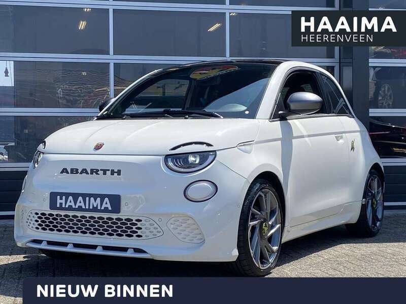 Nieuw 2025 Fiat 500 Abarth Abarth Hatchback | € 40.450 - Afbeelding 1/4
