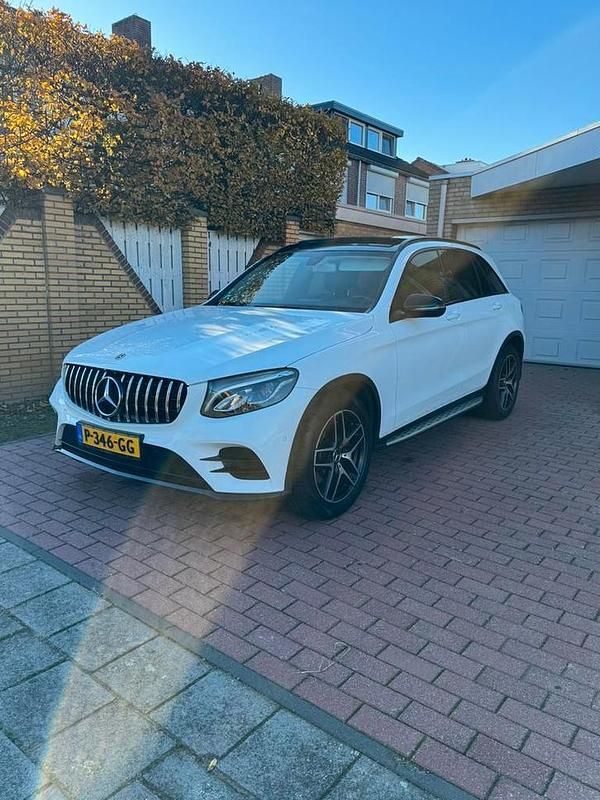 Gebruikt 2017 Mercedes GLC220 AMG | € 28.500 (Goede deal) - Afbeelding 1/4