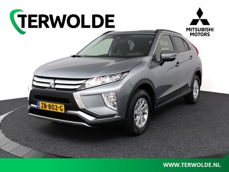 Grijs Gebruikt 2019 Mitsubishi Eclipse Cross SUV | € 17.795 (Eerlijke prijs) - Afbeelding 1/4