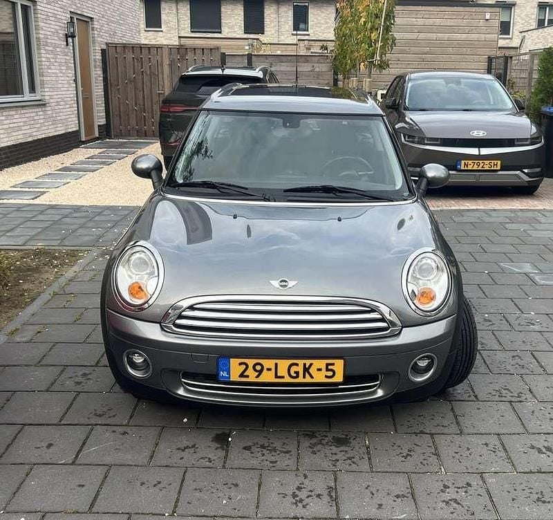 Grijs Gebruikt 2010 Mini One Clubman Stationwagen | € 5.000 (Super prijs) - Afbeelding 1/4