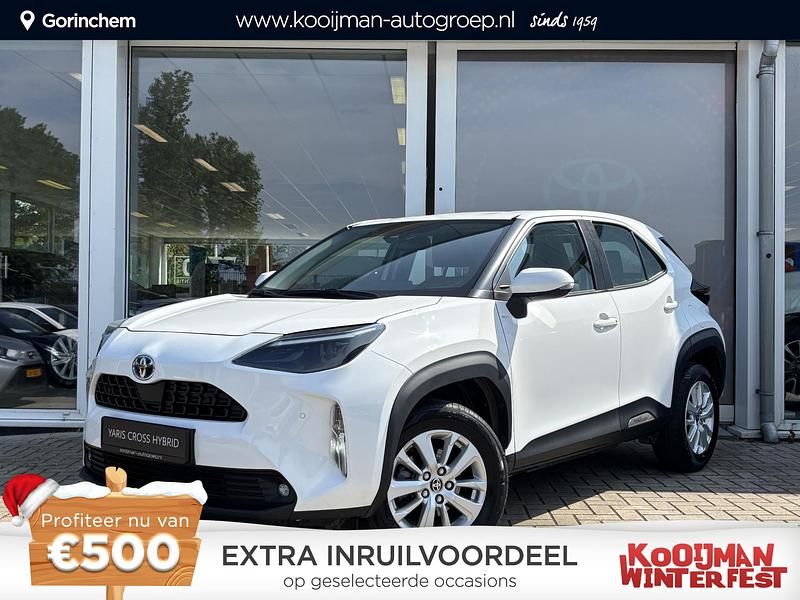 Wit Occasion 2022 Toyota Yaris Cross Active SUV | € 24.900 (Eerlijke prijs) - Afbeelding 1/4
