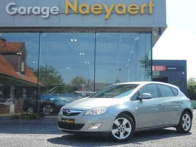 Occasion Opel Astra Enjoy 110 PK (80 kW) 2010 Grijs Sedan