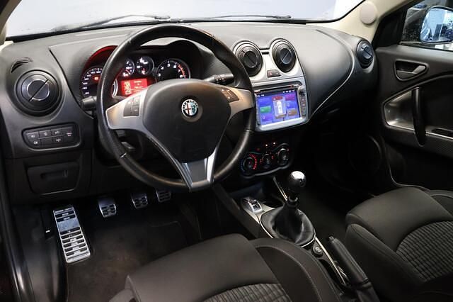 Occasion Alfa Romeo MiTo Distinctive 105 PK (77 kW) 2010 Zwart Hatchback