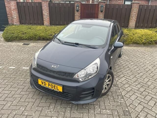 Occasion Kia Rio 86 PK (63 kW) 2016 Blauw (metallic) Hatchback