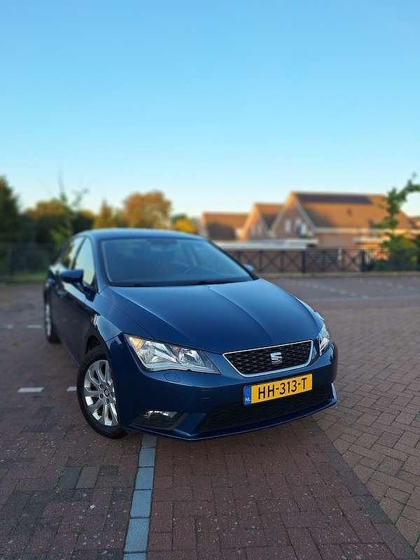 Gebruikt 2013 Seat Leon Style Sedan | € 5.800 (Super prijs) - Afbeelding 1/4