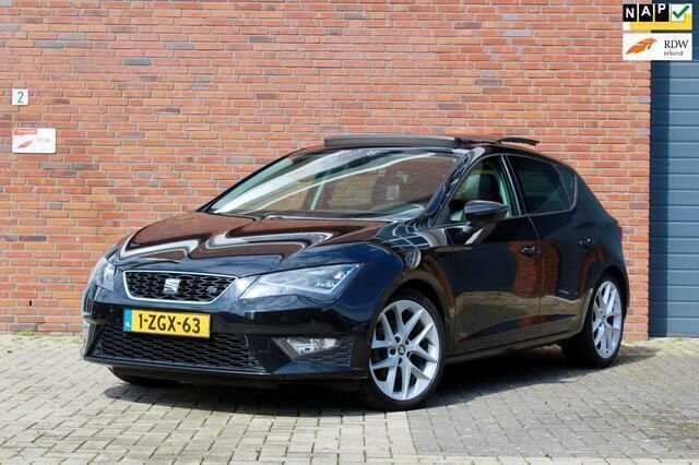 Zwart Gebruikt 2015 Seat Leon FR Hatchback | € 10.795 (Eerlijke prijs) - Afbeelding 1/4