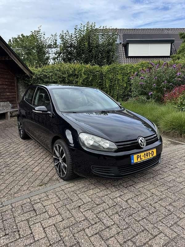 Zwart Gebruikt 2009 VW Golf VI Trendline Stationwagen | € 4.000 (Goede deal) - Afbeelding 1/4