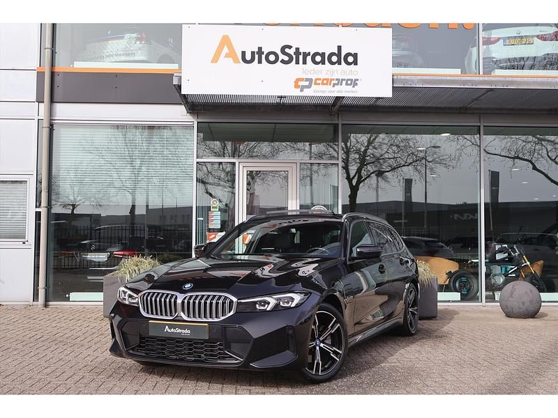 Occasion BMW 330 M Sport 184 PK (135 kW) 2022 Zwart Stationwagen