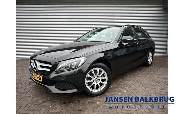 Zwart Gebruikt 2017 Mercedes C160 Premium Coupé | € 13.985 (Eerlijke prijs) - Afbeelding 1/4