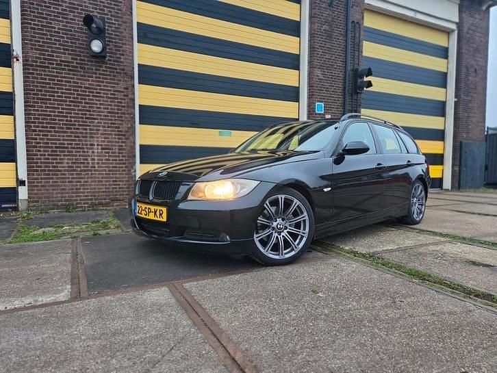 Gebruikt 2006 BMW 318 Executive | € 3.950 (Eerlijke prijs) - Afbeelding 1/4