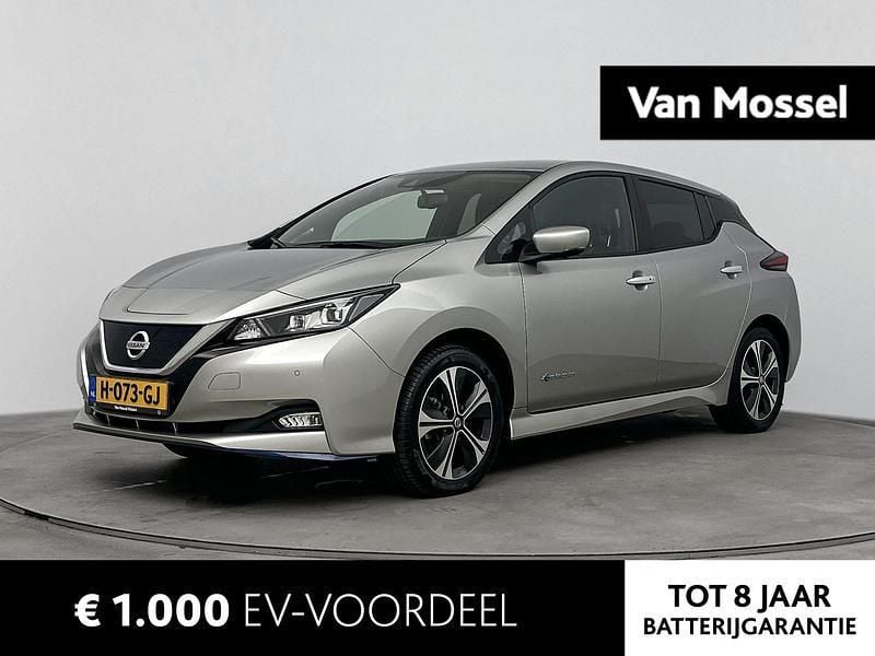 Grijs Gebruikt 2020 Nissan Leaf 360º Hatchback | € 18.940 (Eerlijke prijs) - Afbeelding 1/4