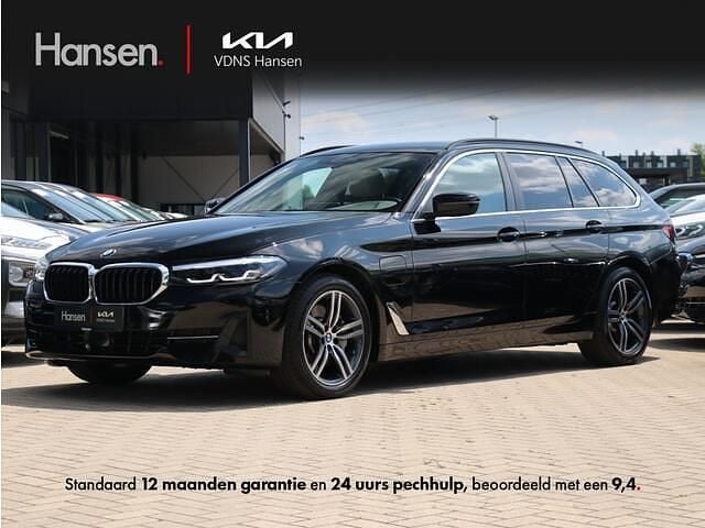 Zwart Gebruikt 2021 BMW 530e Executive Stationwagen | € 33.945 (Super prijs) - Afbeelding 1/4