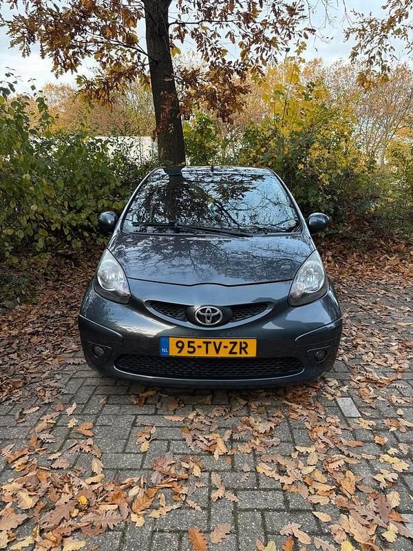 Occasion 2007 Toyota Aygo Hatchback | € 2.250 (Eerlijke prijs) - Afbeelding 1/4