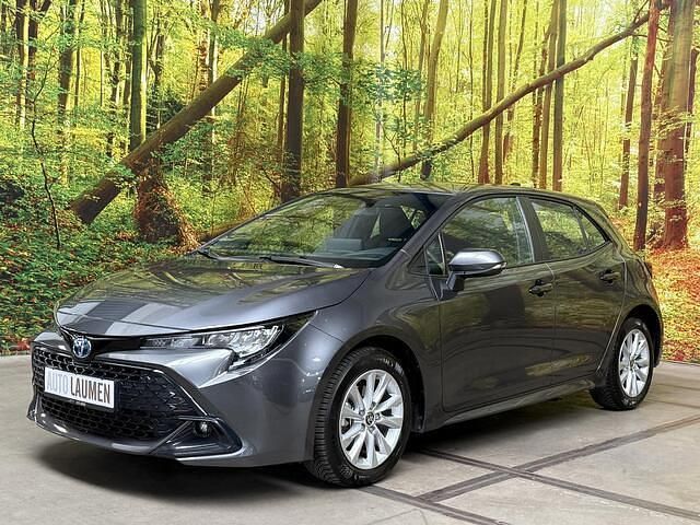 Occasion Toyota Corolla Hybrid Active 140 PK (102 kW) 2024 Grijs Hatchback