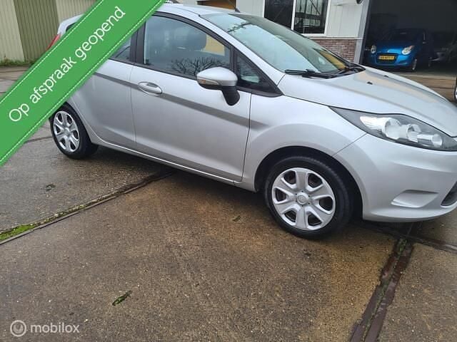 Grijs Gebruikt 2012 Ford Fiesta Limited Hatchback | € 4.150 (Goede deal) - Afbeelding 1/4