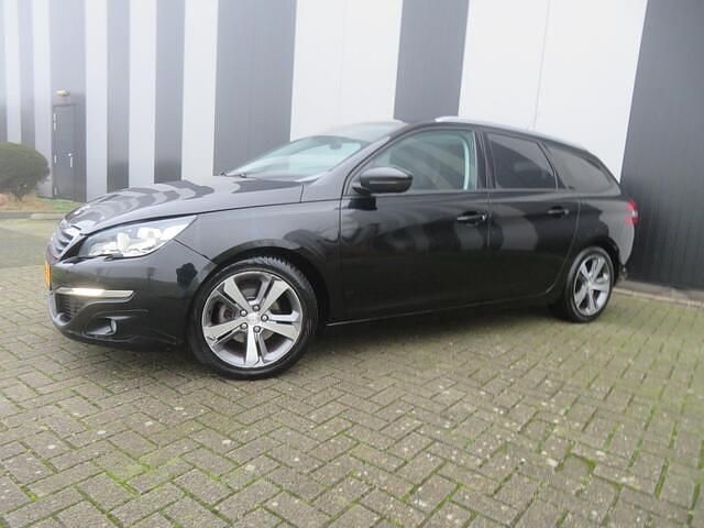 Occasion Peugeot 308 SW 120 PK (88 kW) 2015 Zwart Stationwagen
