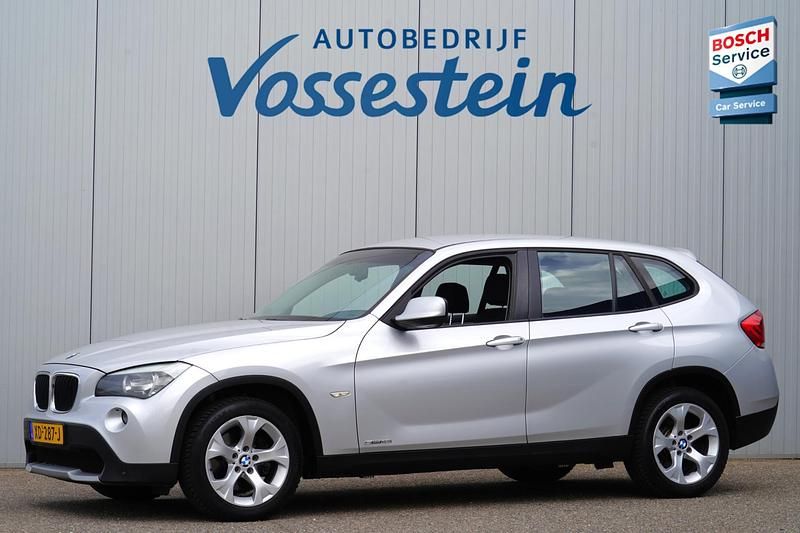 Grijs Gebruikt 2011 BMW X1 Executive SUV | € 11.500 (Eerlijke prijs) - Afbeelding 1/4