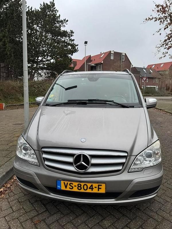 Gebruikt 2011 Mercedes Viano MPV | € 16.500 - Afbeelding 1/4