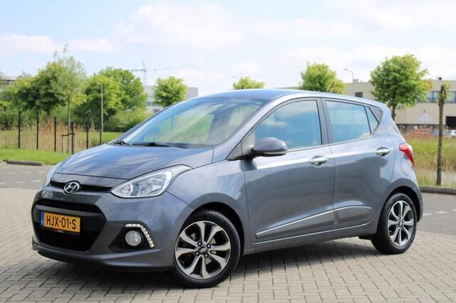 Grijs Gebruikt 2014 Hyundai i10 Hatchback | € 6.950 (Eerlijke prijs) - Afbeelding 1/4